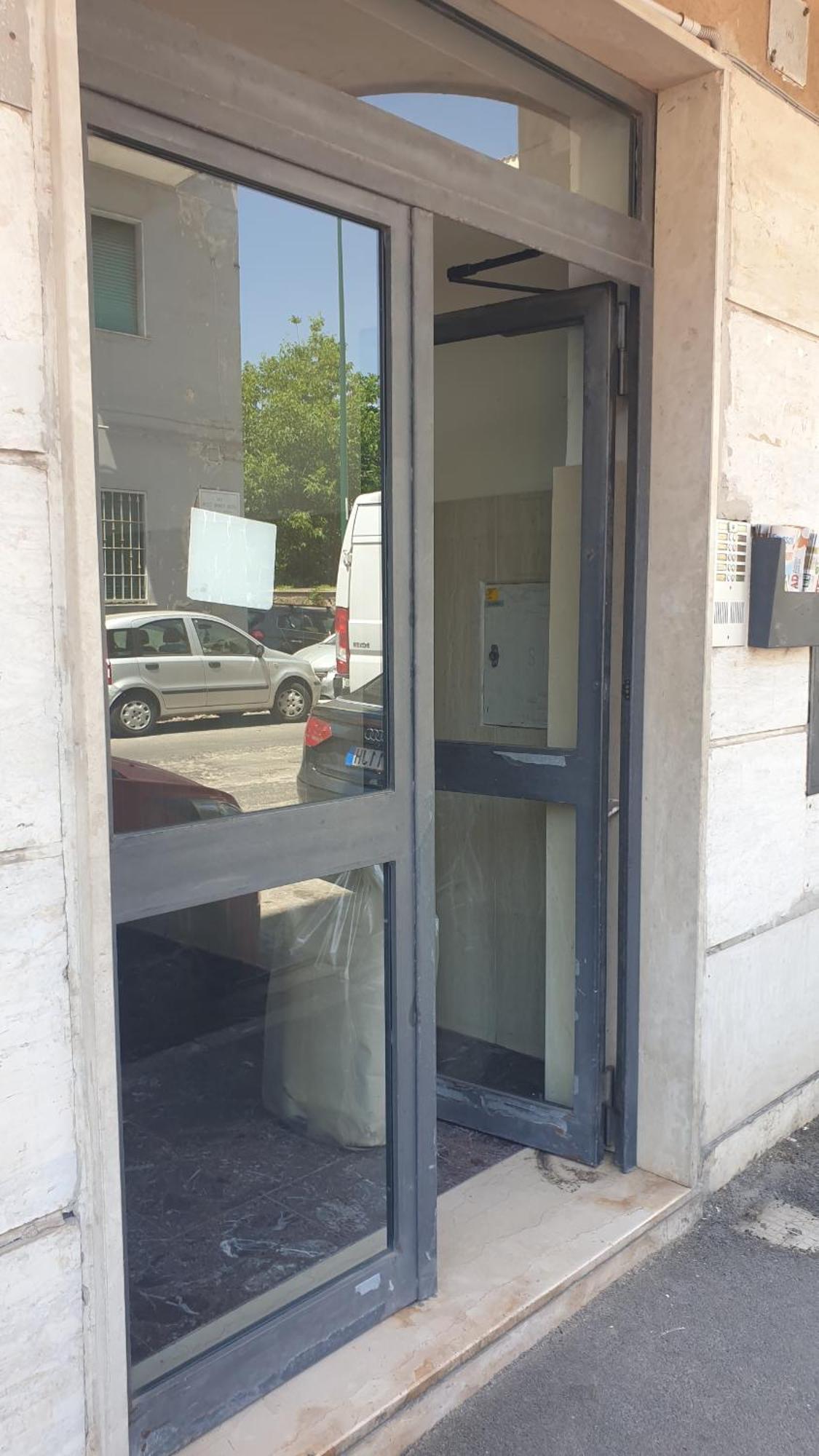 Apartment Stadio - 3 Bedrooms - 2 Bathrooms - Free Park *